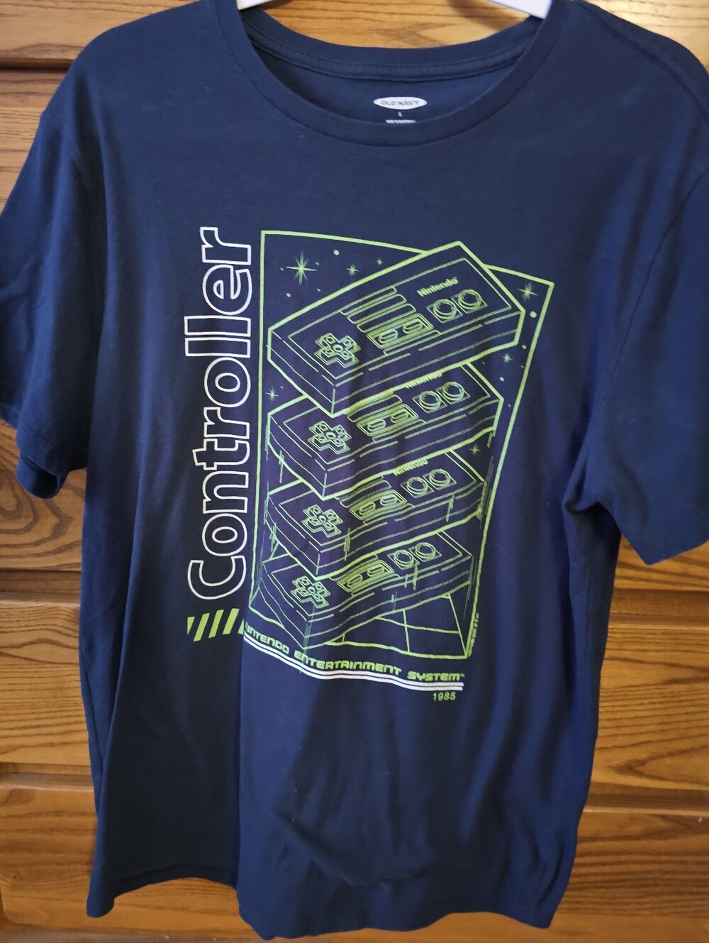 Old Navy Nintendo Entertainment System controller T-shirt Sz:Large